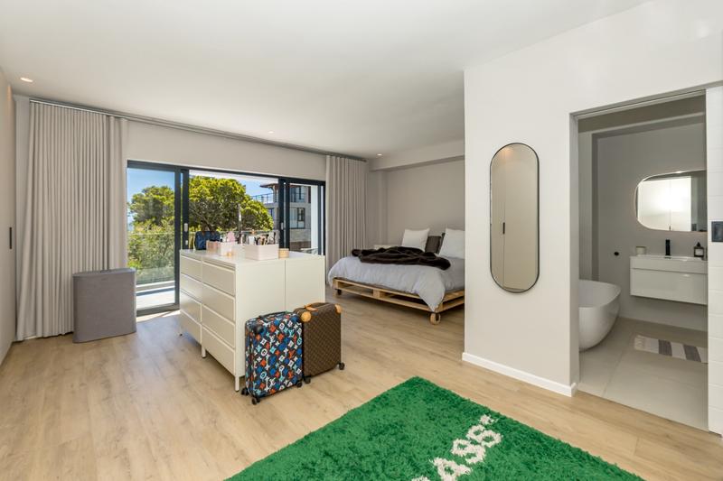 3 Bedroom Property for Sale in Camps Bay Western Cape